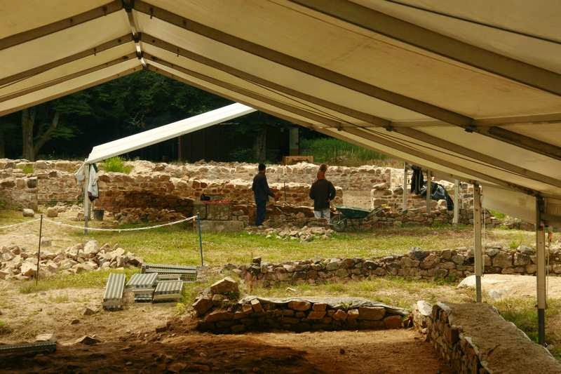 Archologische opgraving op Mont Beuvray in Bourgondië Frankrijk